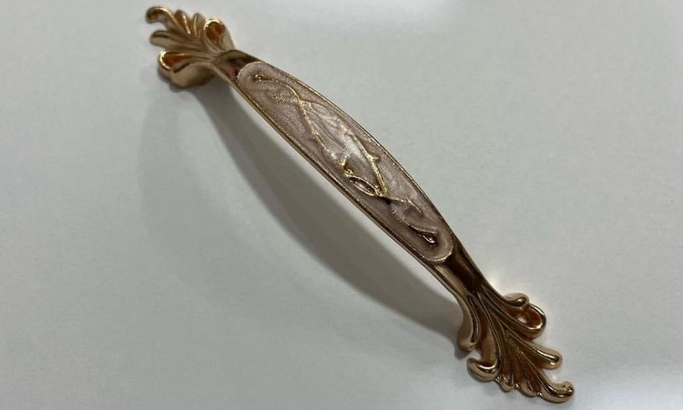 دستگیره ابر و باد آلومینیومی رزگلد 21 * 139 میل بسته 50 عددی وارداتی