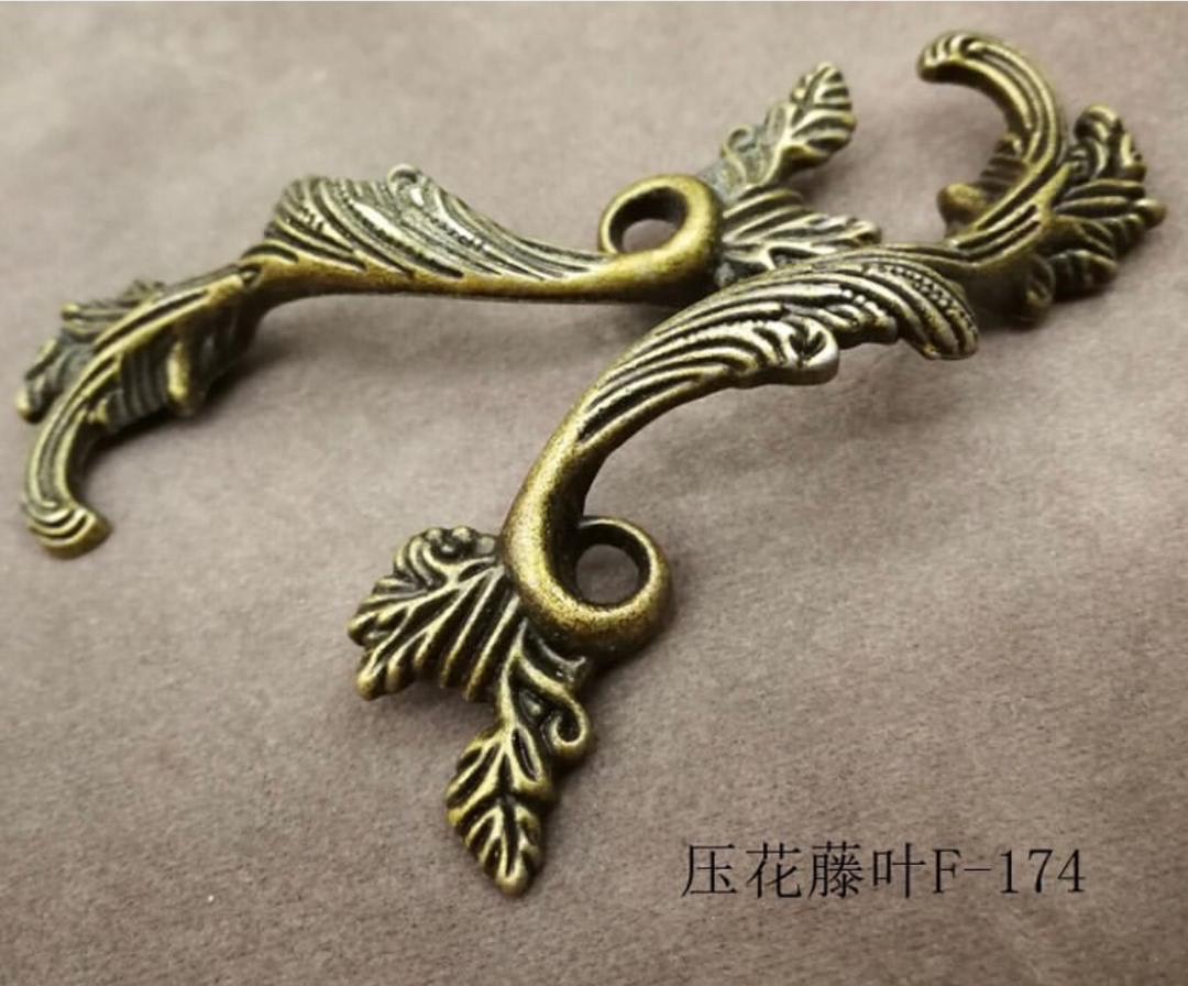 دستگیره برگی سربی 12 سانت طلایی و زردقلم بسته 50 عددی وارداتی