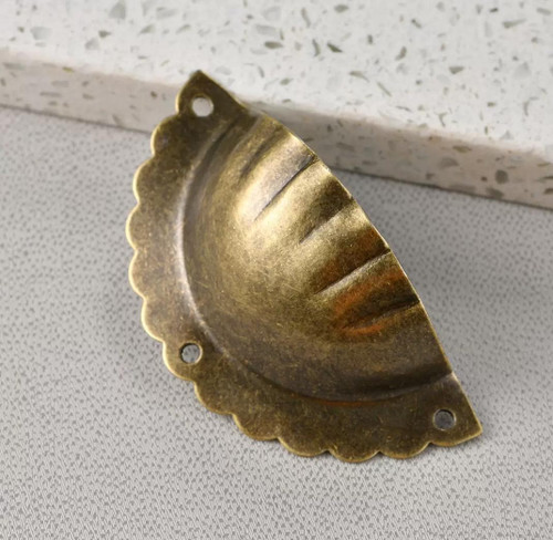 دستگیره بیضی طرح دار فلزی 7/5 سانت بسته 100 عددی وارداتی