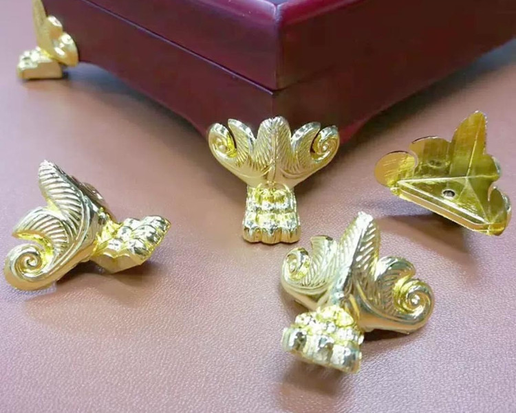 پایه کویین طلایی 3 سانت پلاستیکی بسته 100 عددی وارداتی