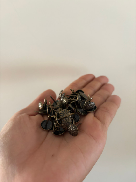 فروش عمده پونز طرح چتری برند Beautiful برای مبل سازی